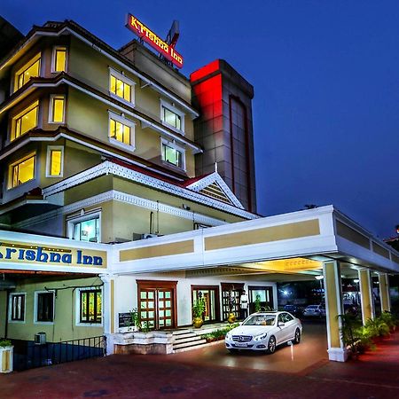 Guruvāyūr Krishna Inn מראה חיצוני תמונה